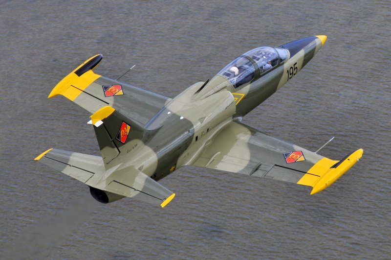 L39 самолет