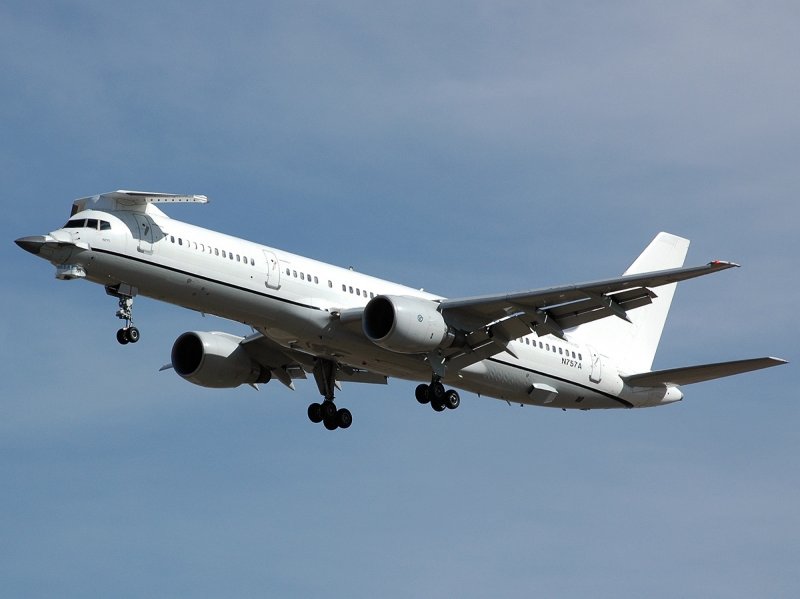 Б 757 200
