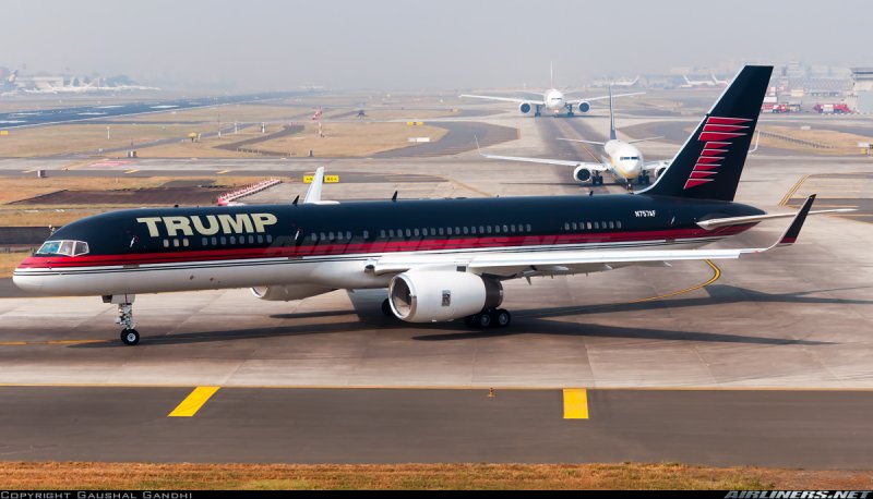 Боинг 757 Трамп