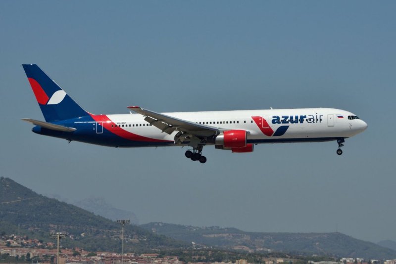 ZF 777 Azur Air