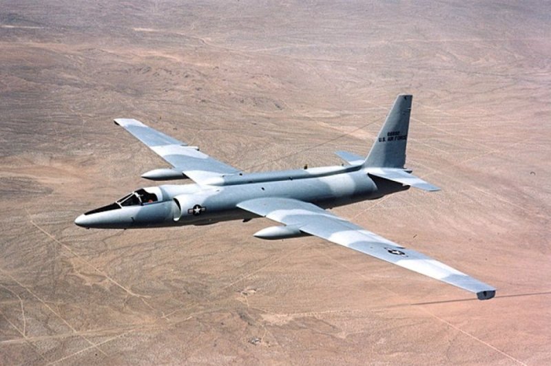 Локхид у-2