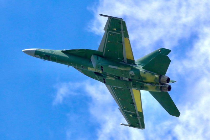 Истребитель f-18 ВВС Кувейта