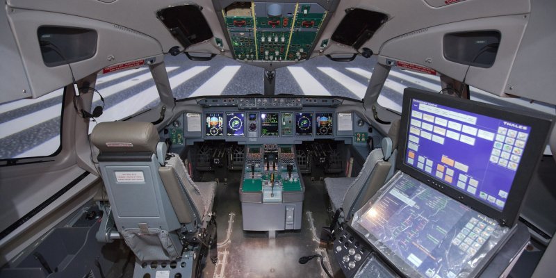 Комплексный тренажер SSJ 100