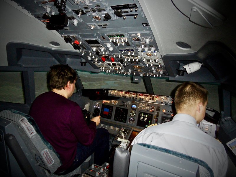 Авиатренажер в Москве Афимолл Боинг 737