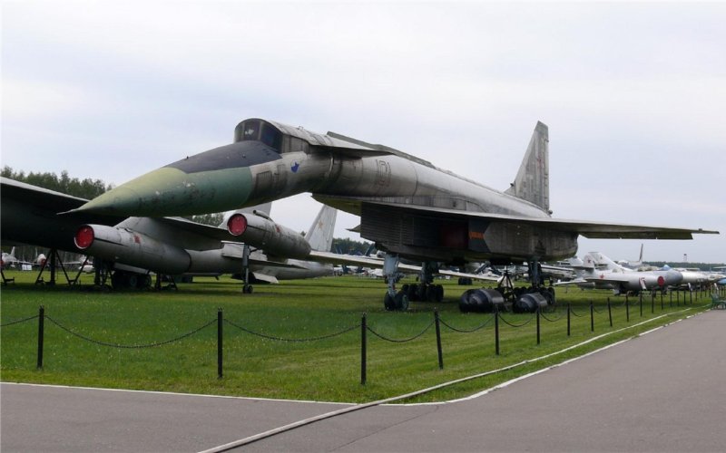 Т-4 сотка самолёт