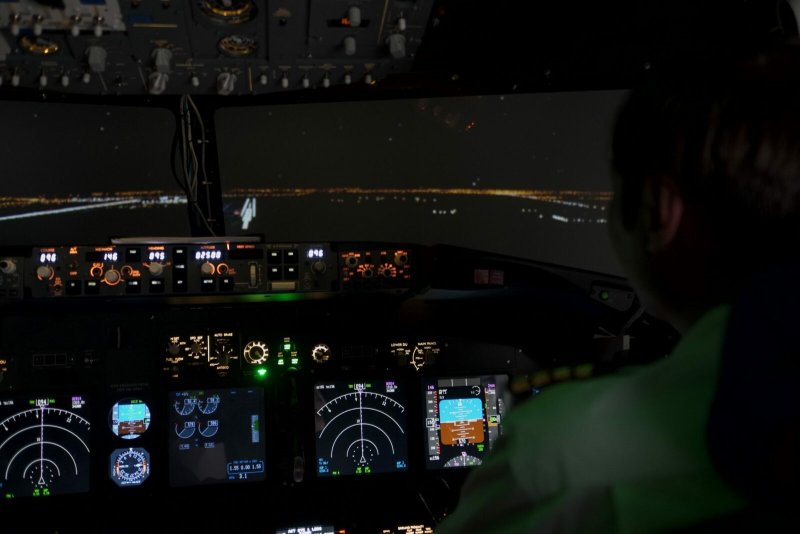 Второй пилот Боинг 737
