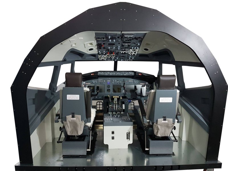 Boeing 737 Cockpit тренажер