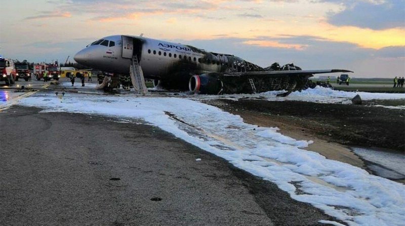 Крушение Суперджет 100 в Шереметьево