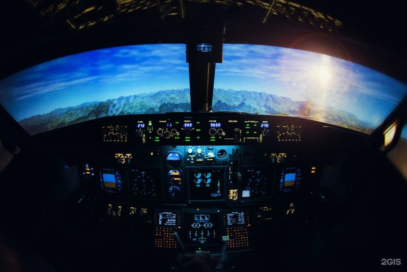 Кабина Boeing 737 авиатренажер