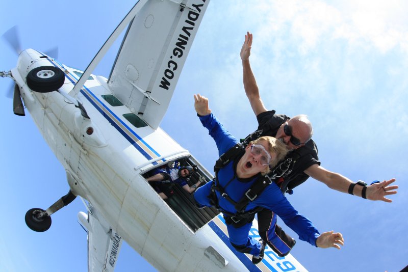 Skydiving plane
