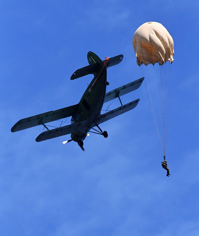 Прыжок с АН 2 ВДВ
