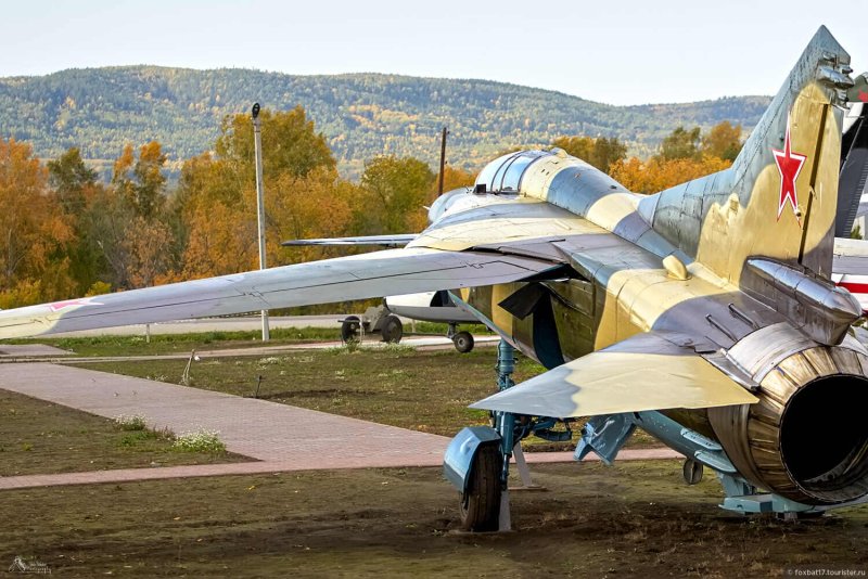 Аэродром Танай