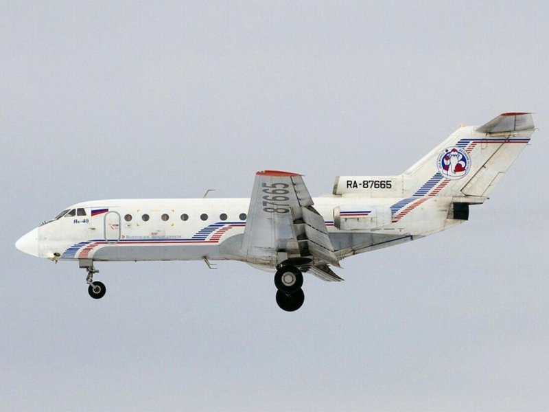 Самолёт як 40 Вологодское авиапредприятие