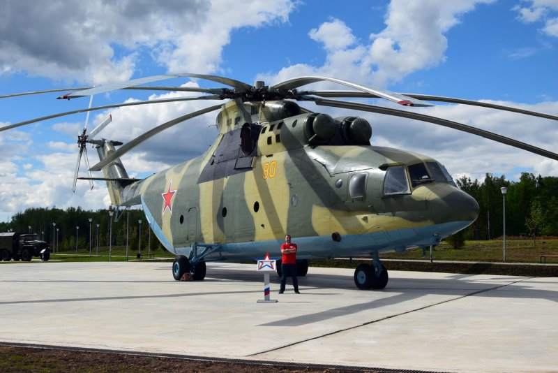 Ми-26 военно-транспортный самолёт