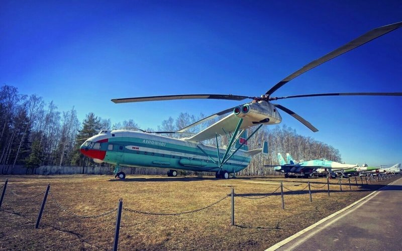 Грузовой вертолёт ми-12