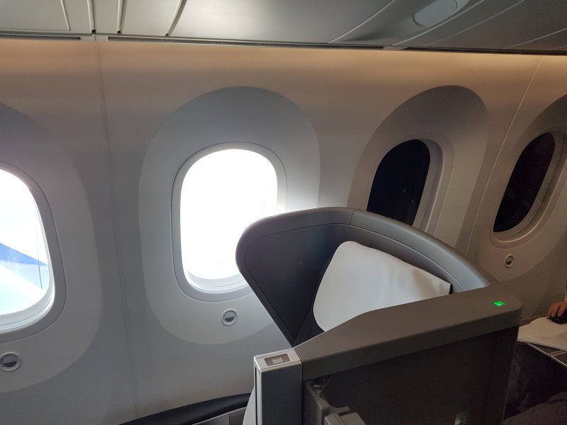 Boeing 787 Dreamliner иллюминаторы