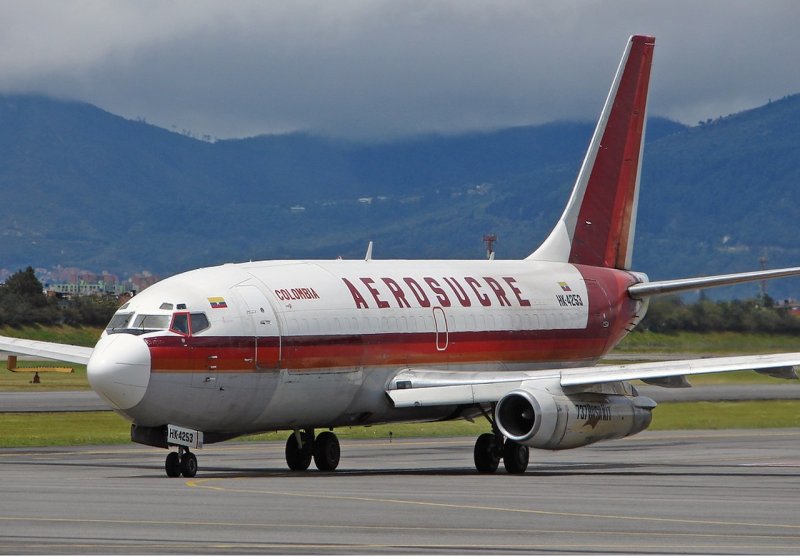 Самолет Боинг 737-200