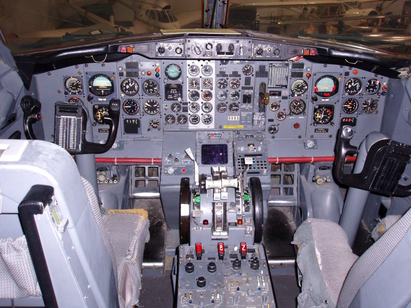 Боинг 737 200 Cockpit