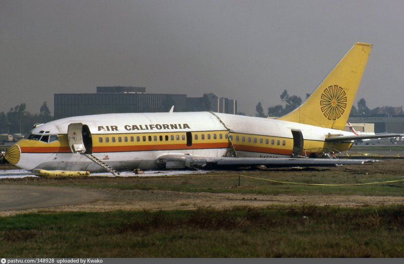 Списанный 737 200