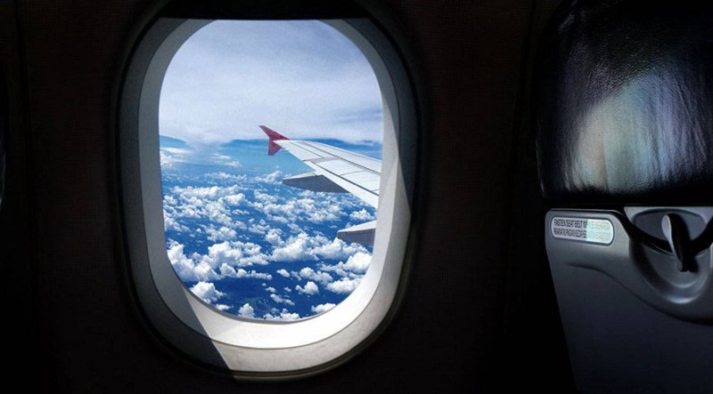 Боинг 737 Макс иллюминатор