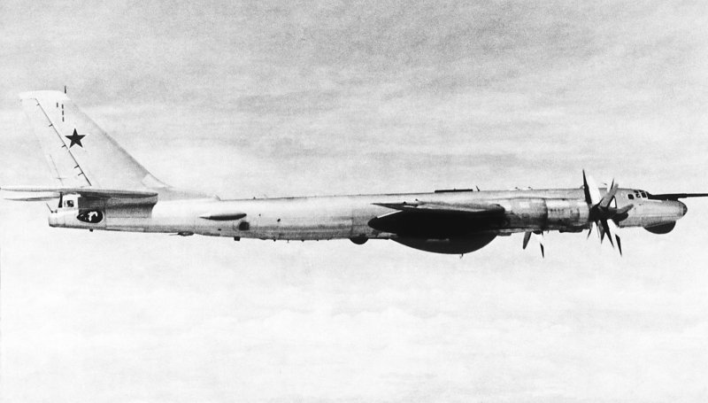 Ту-95 бомбардировщик царь бомба