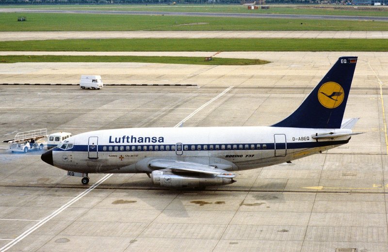 Самолёт Боинг 737 100