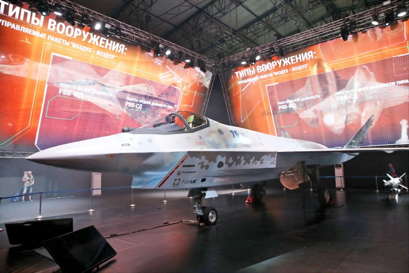 Су-75 истребитель 5-го поколения