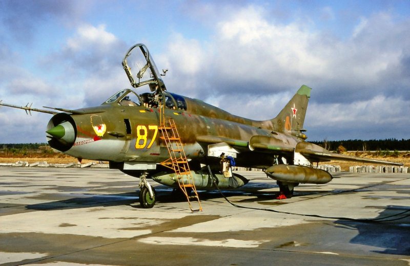 Су-17 истребитель-бомбардировщик