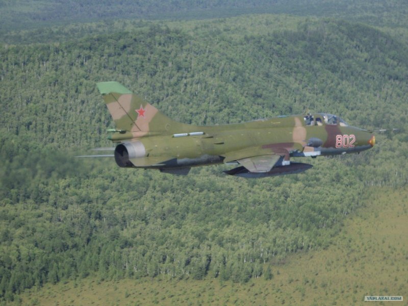 Истребитель-бомбардировщик Су-17м4