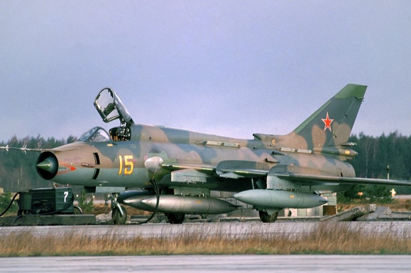 Самолёт Су-17м4