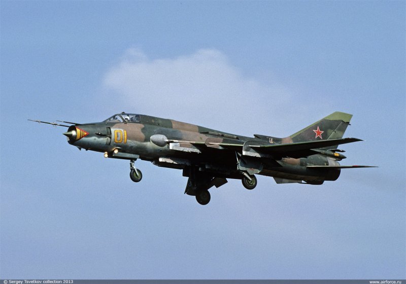 Самолёт Су-17м4
