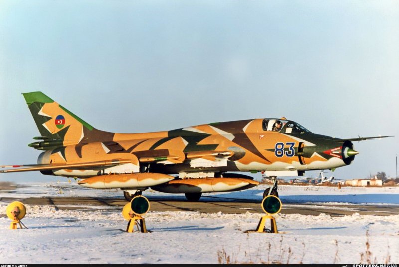 Самолет Су-17м3