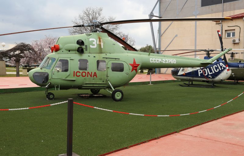 Вертолёт ми-2 Скаут