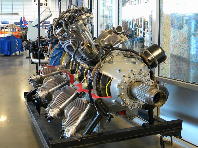 Pratt & Whitney r-4360
