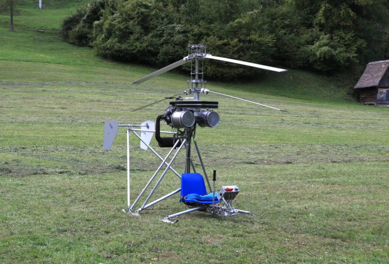 Sch-2a Helicopter