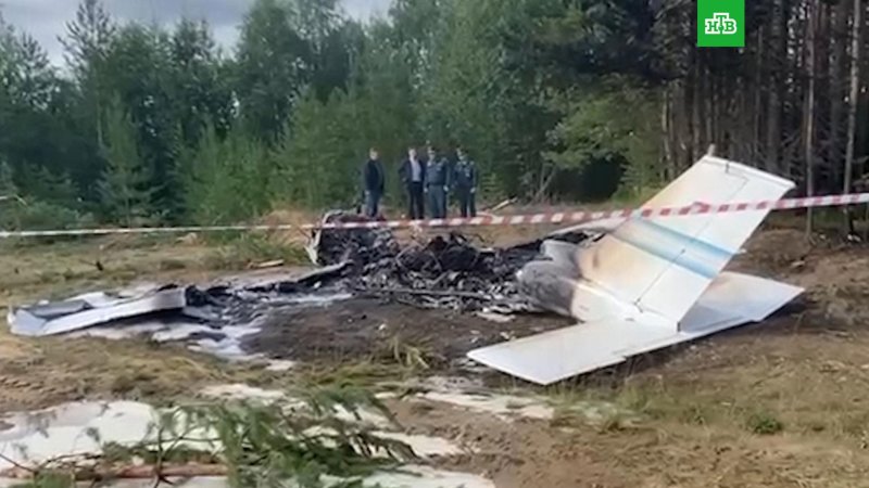 Легкомоторный самолет