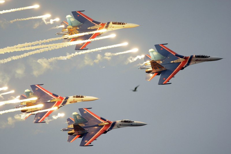 Витязи пилотажная группа в Жуковском