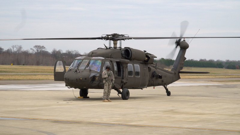 Black Hawk uh-60 (s-70i)