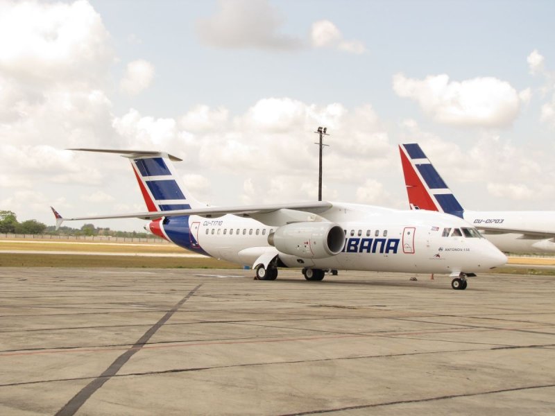АН-158 Cubana.
