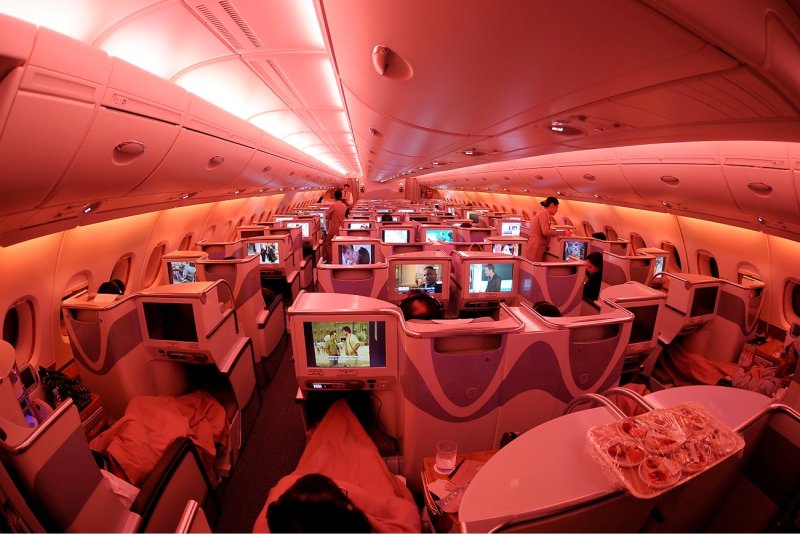 Airbus a380 пассажирский салон