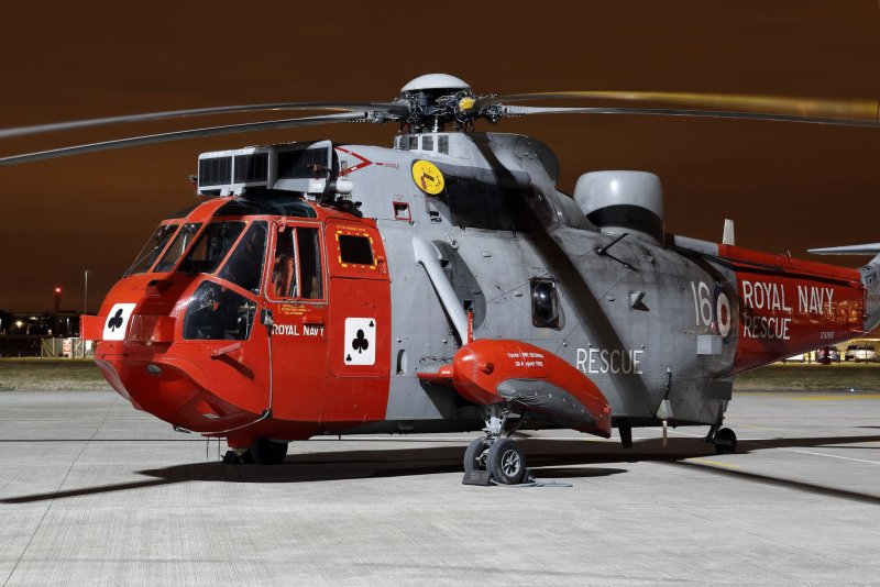 Вертолет Westland Sea King