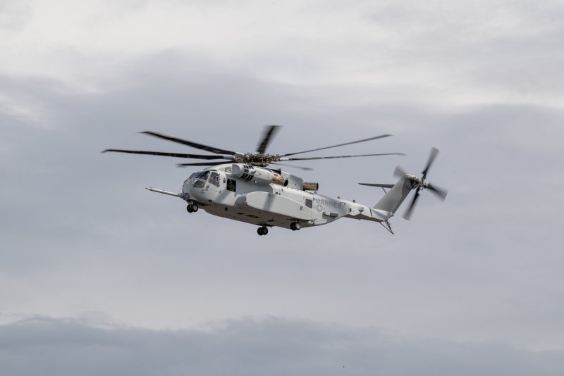 Кабина вертолёта Sea King