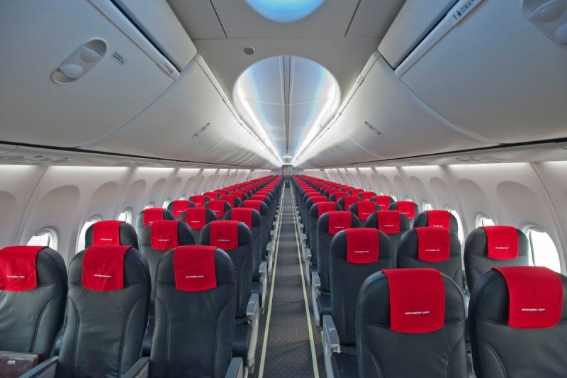 Салон самолёта Боинг 737-800