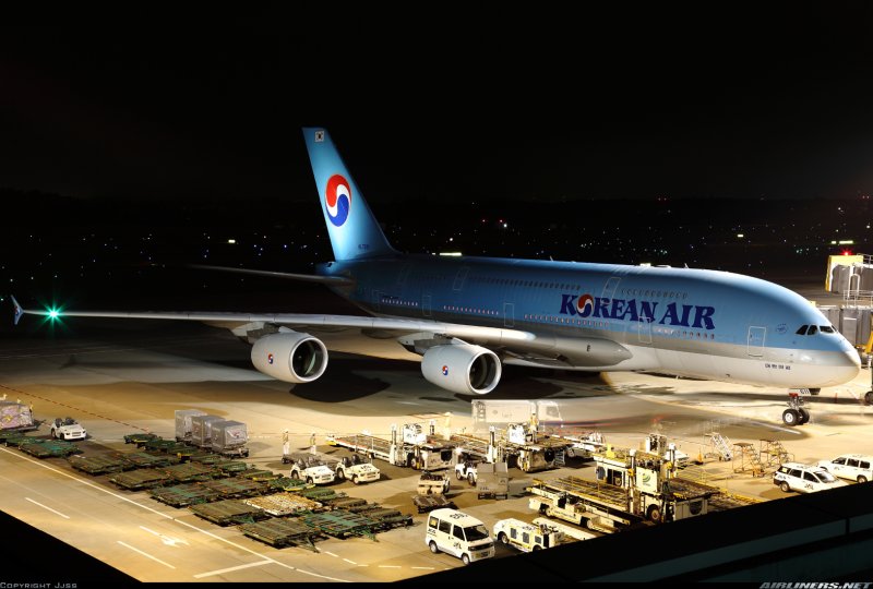 Airbus a380 6 этажный