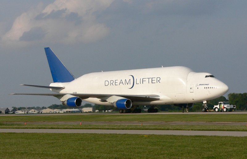 Самый большой Боинг 747 грузовой