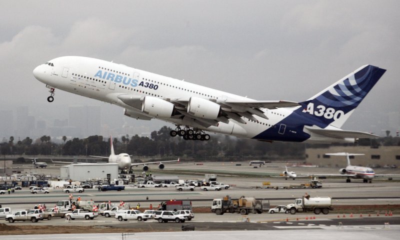 Самый большой самолет Аэробус 380