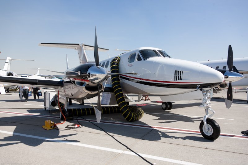 Beechcraft - King-Air-200, 2019