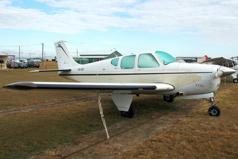 Beechcraft b33 Debonair