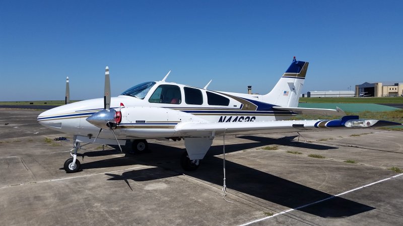 Beechcraft Baron 2021