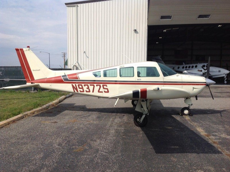 Beech b24 Sierra 200